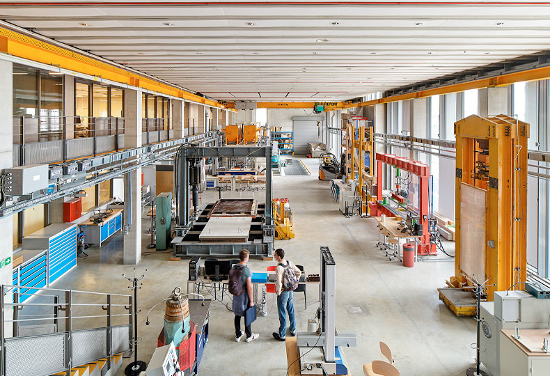 Hall technologique de l'ENS Paris-Saclay