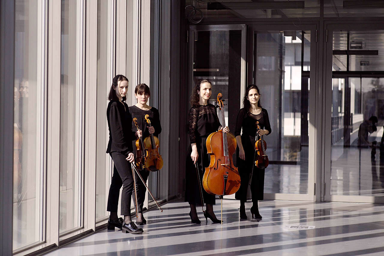 Quatuor de musiciennes de l’Orchestre de l’Opéra national de Paris Quatuor de musiciennes de l’Orchestre de l’Opéra national de Paris