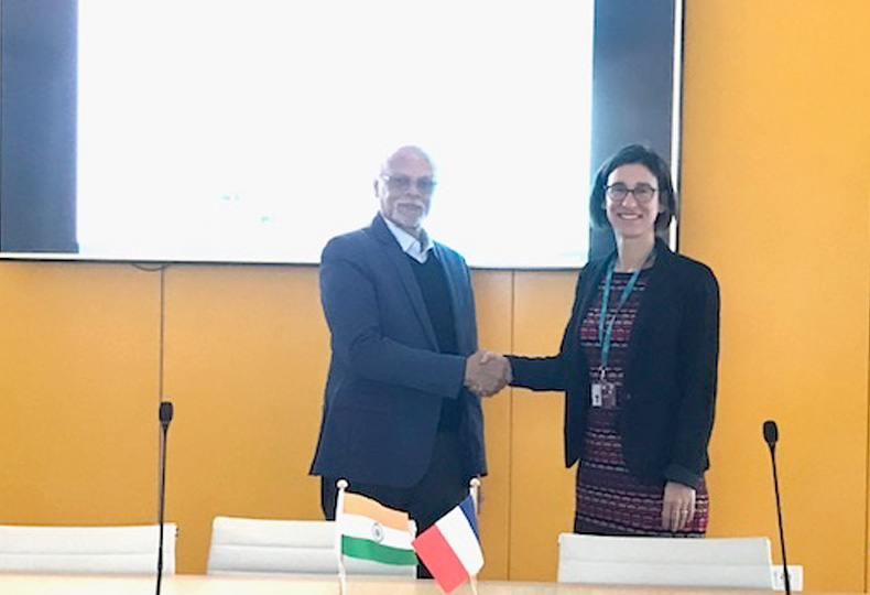 M. Ganesh, fondateur des IISER Pune et Tirupati avec Nathalie Carrasco, Présidente de l'ENS Paris-Saclay