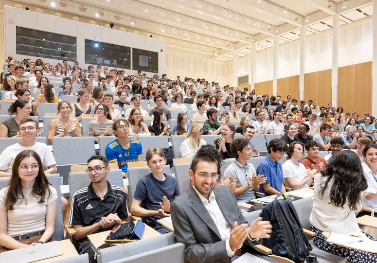 Les nouveaux élèves et étudiants de l'ENS Paris-Saclay