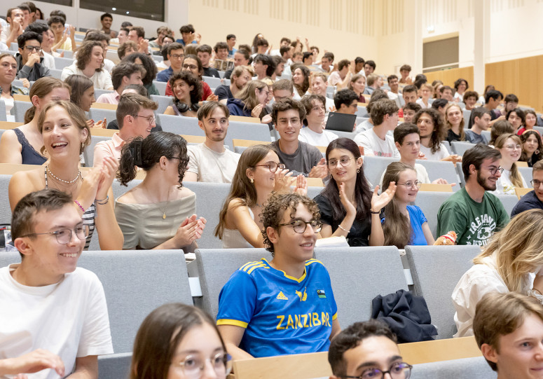 Les nouveaux élèves et étudiants de l'ENS Paris-Saclay