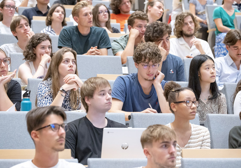 Les nouveaux élèves et étudiants de l'ENS Paris-Saclay