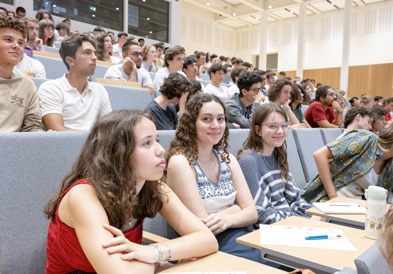 Les nouveaux élèves et étudiants de l'ENS Paris-Saclay