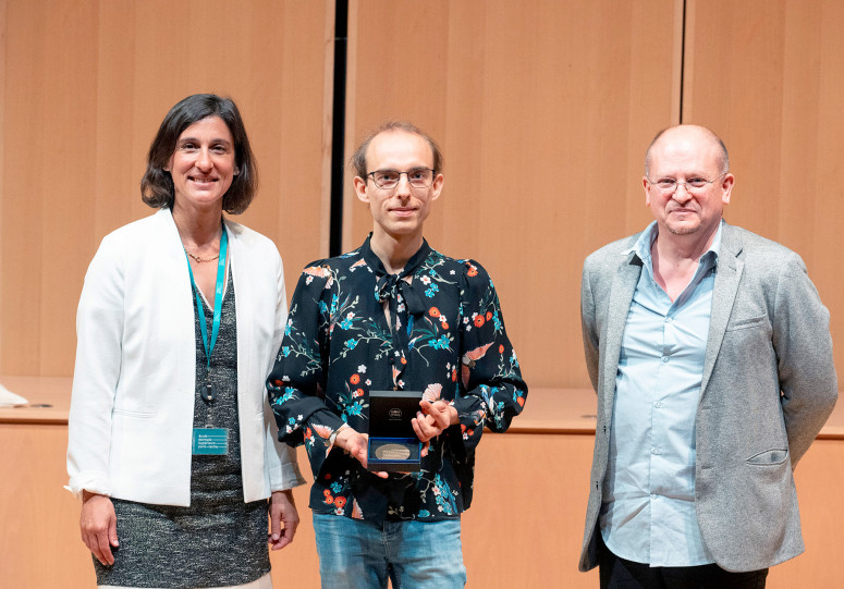 Lauréat du prix de l'interdisciplinarité 2025 : Émile Larroque - Maya Sadeler (absente)