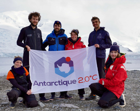 L'équipe complète d'Antarctique 2.0°C
